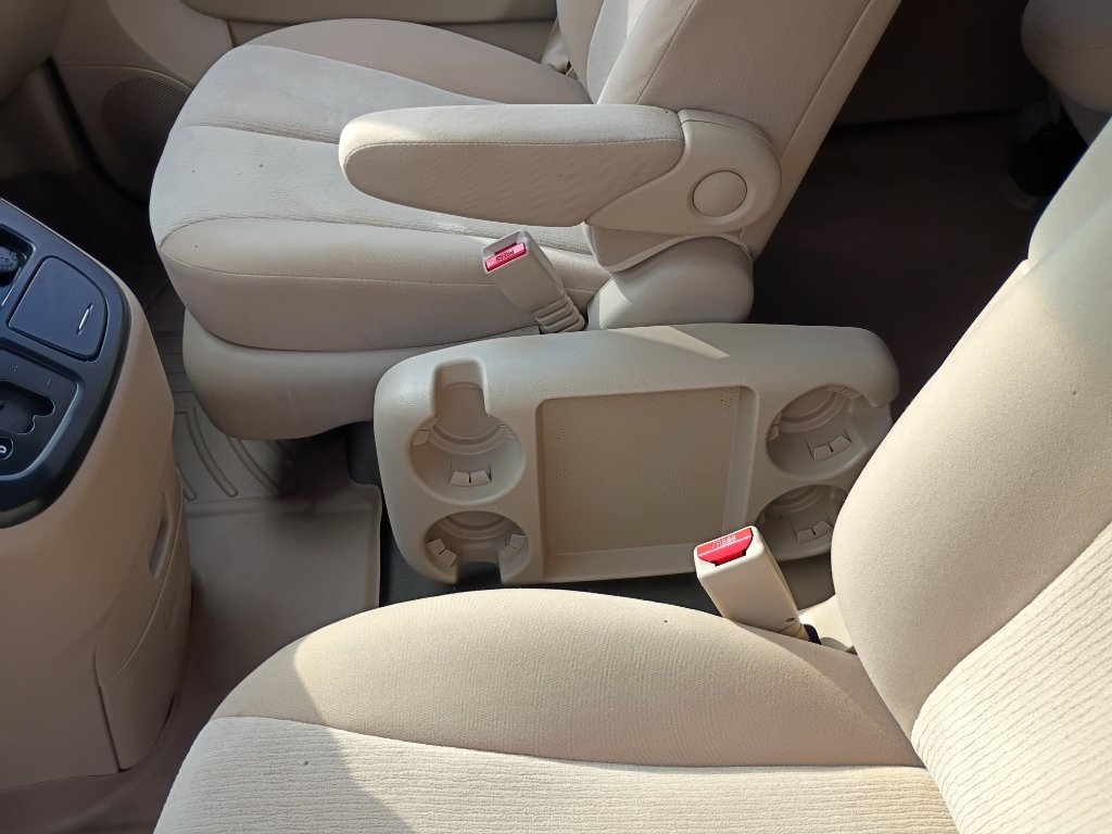 Used 2012 Claret Red Kia LX image 29