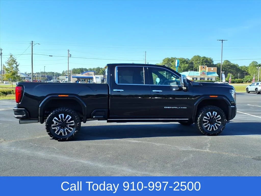 Used 2024 Onyx Black GMC Denali Ultimate image 7