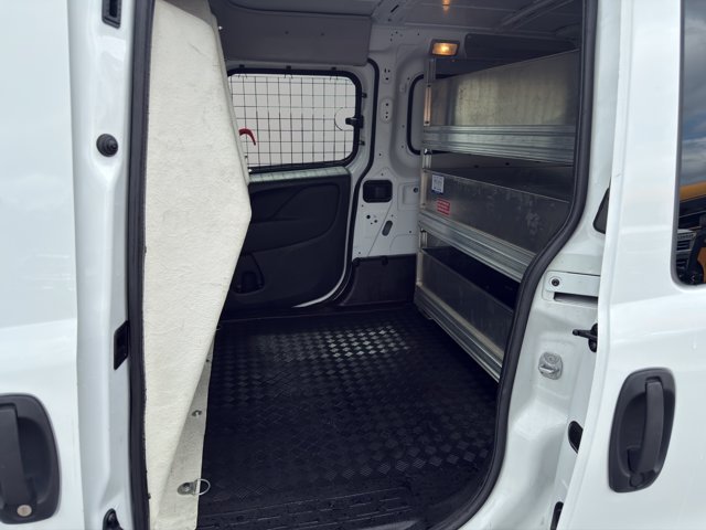 Used 2022 Bright White Ram Tradesman image 13