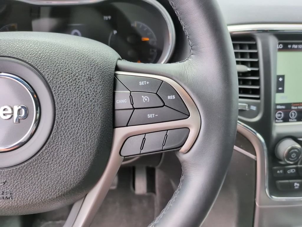 Certified Used 2018 Silver Jeep Limited image 21