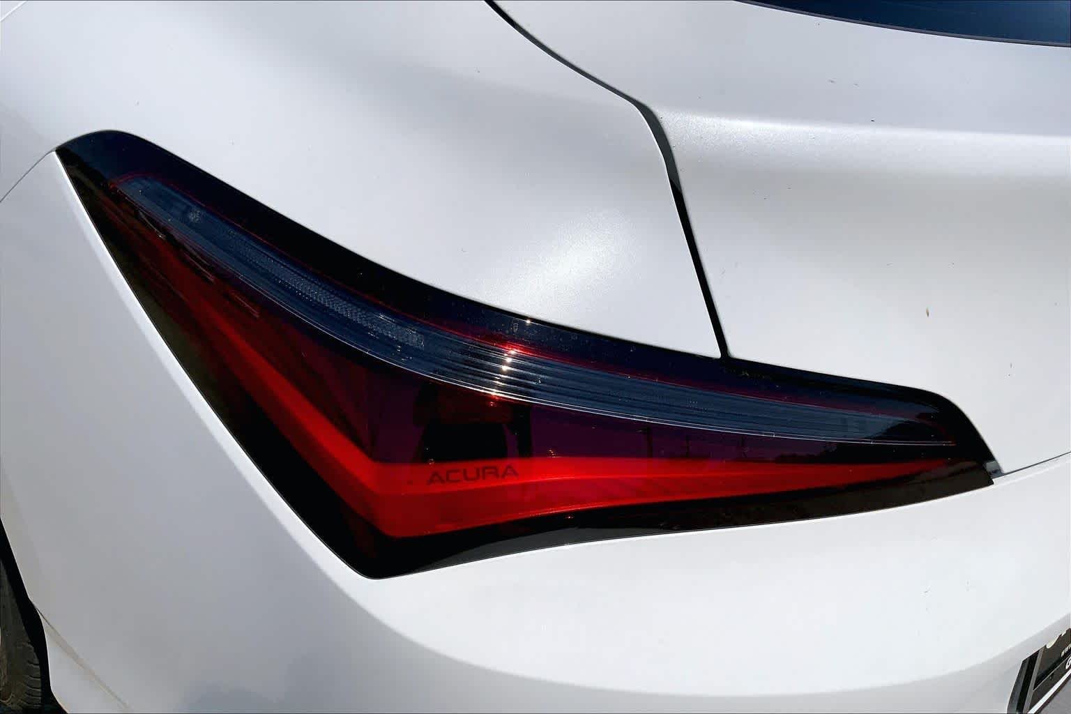 Used 2026 Platinum White Pearl Acura  image 28