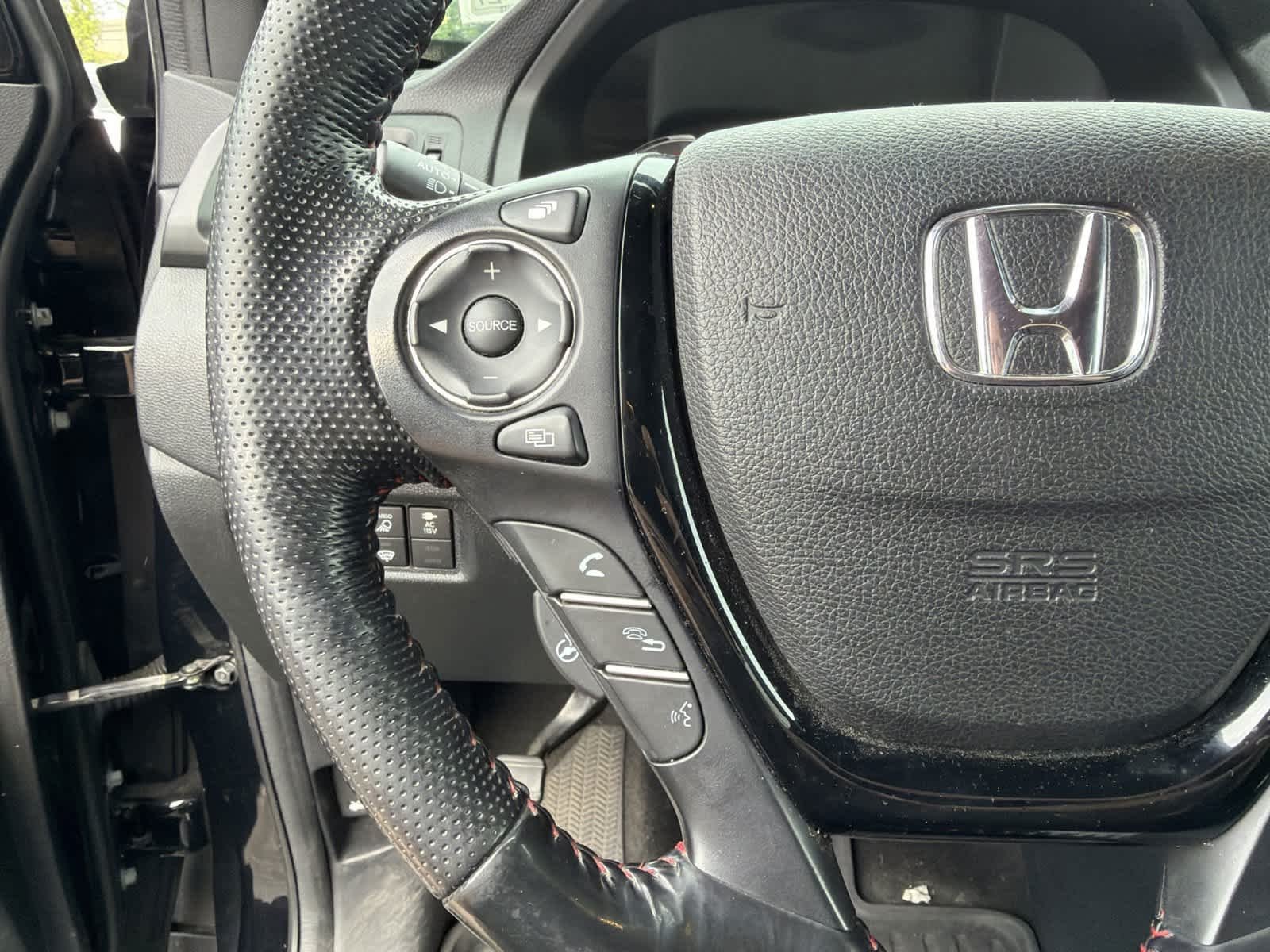 Used 2022 Crystal Black Pearl Honda Black Edition image 17
