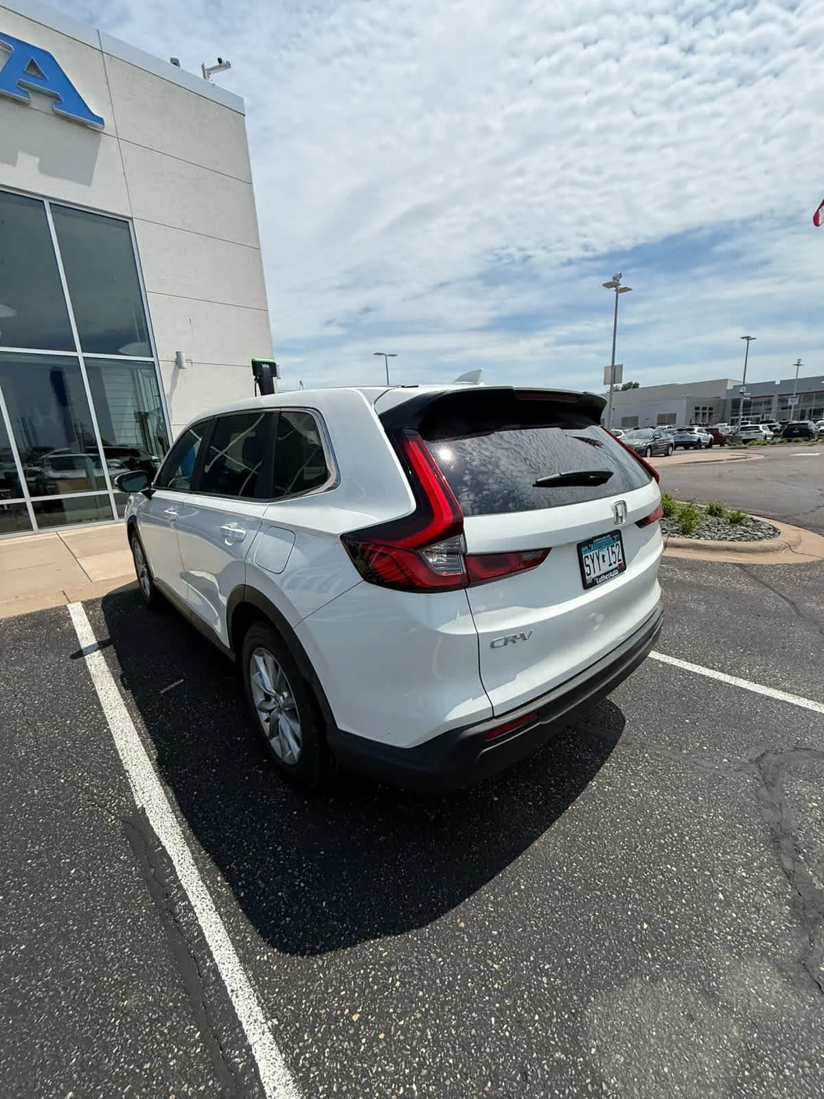 Used 2026 Platinum White Pearl Honda EX image 6