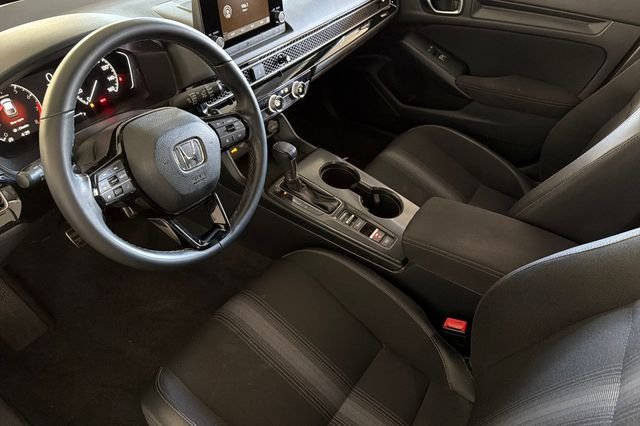 Used 2025 Urban Gray Pearl Honda Sport image 14