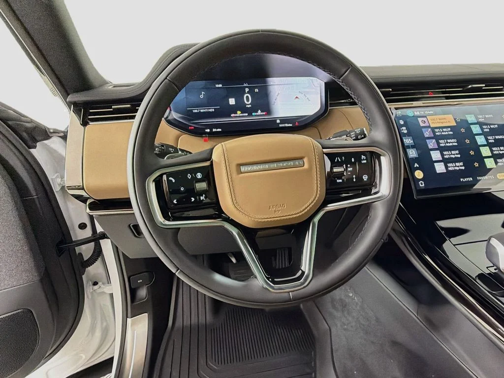 New 2027 Fuji White Land Rover SE image 11