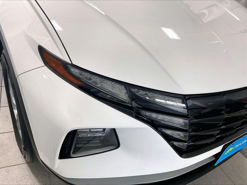 Used 2023 White Hyundai SEL image 32