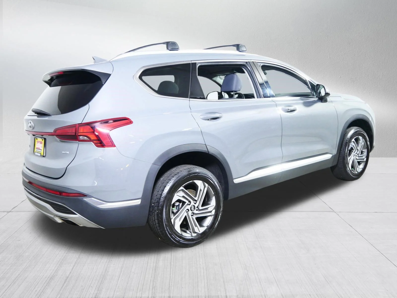 Used 2022 Hampton Gray Hyundai SEL image 7