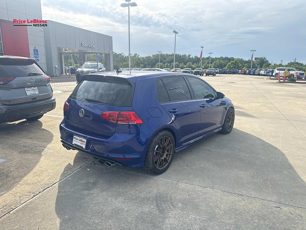 Used 2016 Lapiz Blue Metallic Volkswagen Base image 7