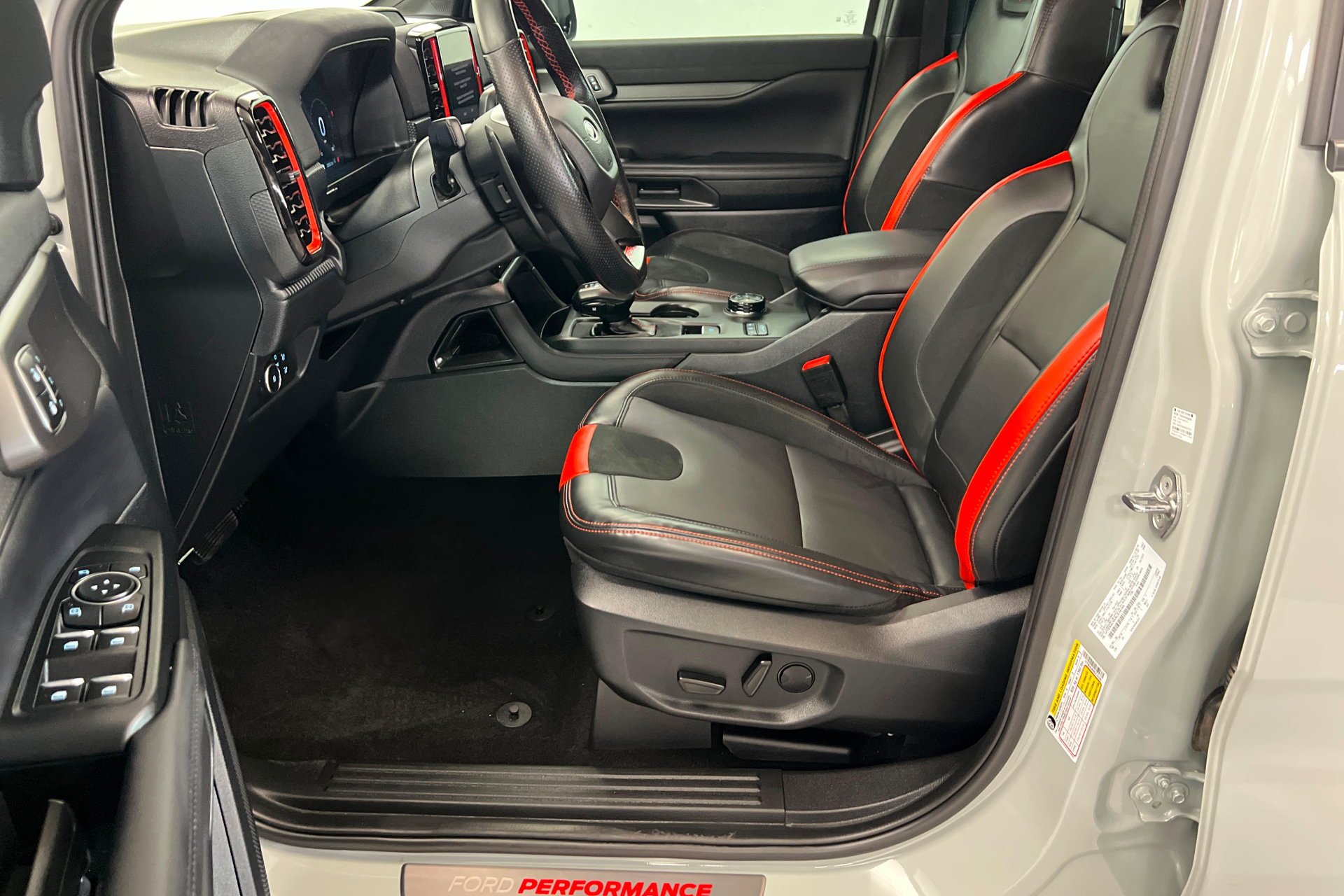 Used 2024 CACTUS GRAY Ford Raptor image 19