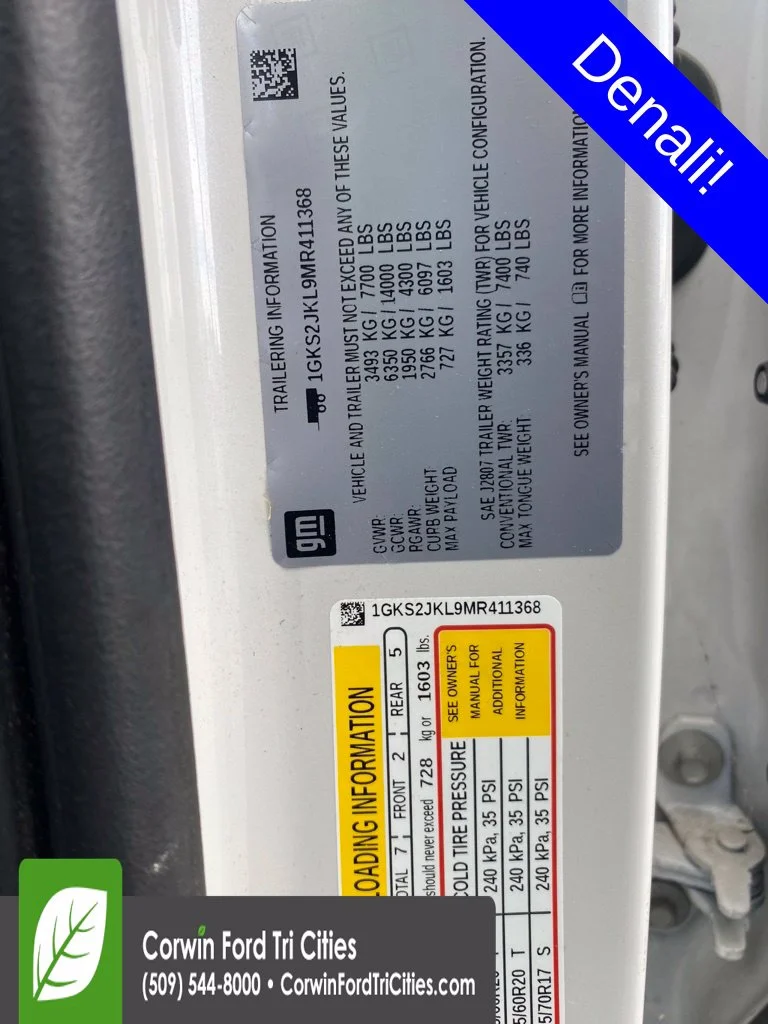 Used 2021 White Frost Tri-Coat GMC Denali image 15