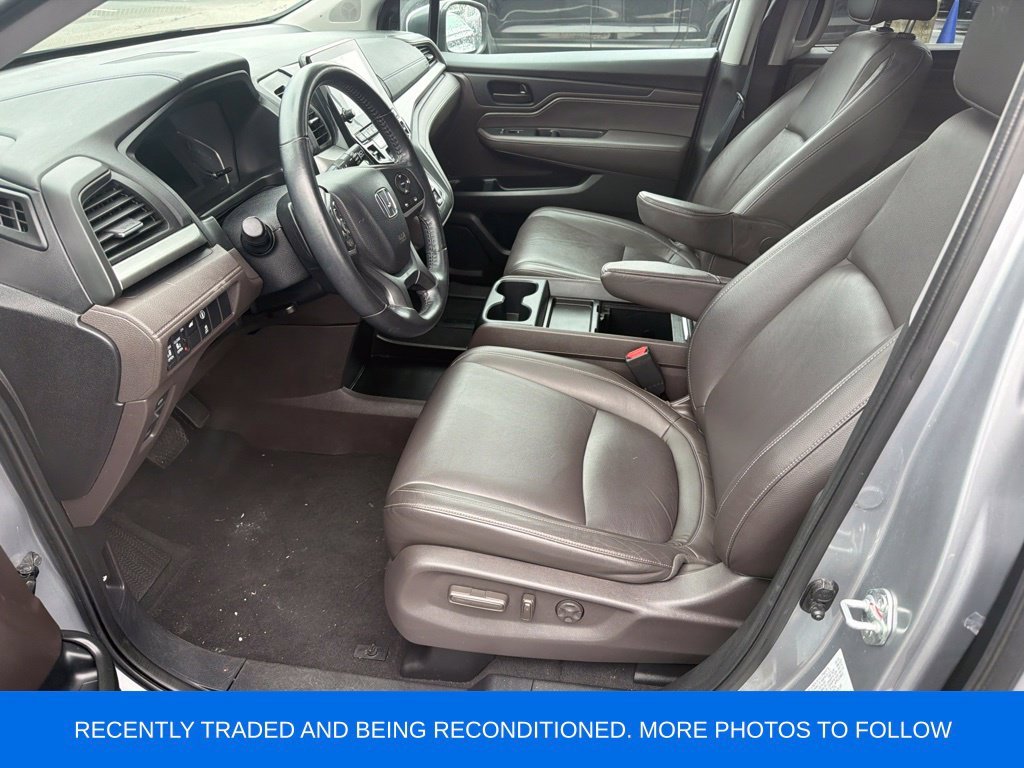 Used 2023 Silver Honda EX-L image 5