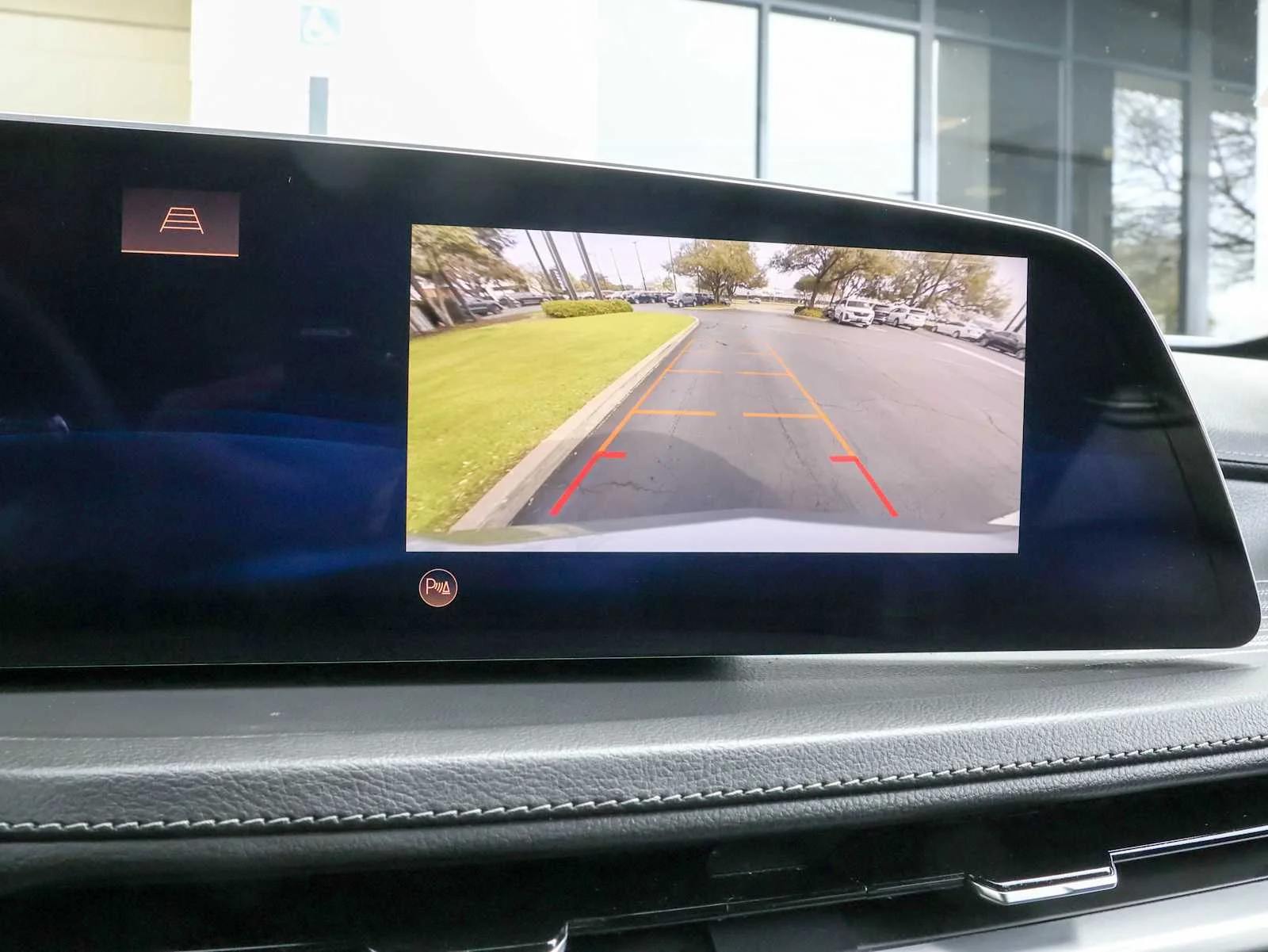 2024 Cadillac XT4 Premium Luxury - Photo 12