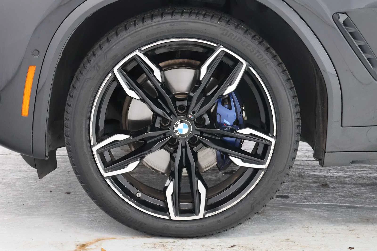 Certified Used 2024 Dark Graphite Metallic BMW M40i image 9