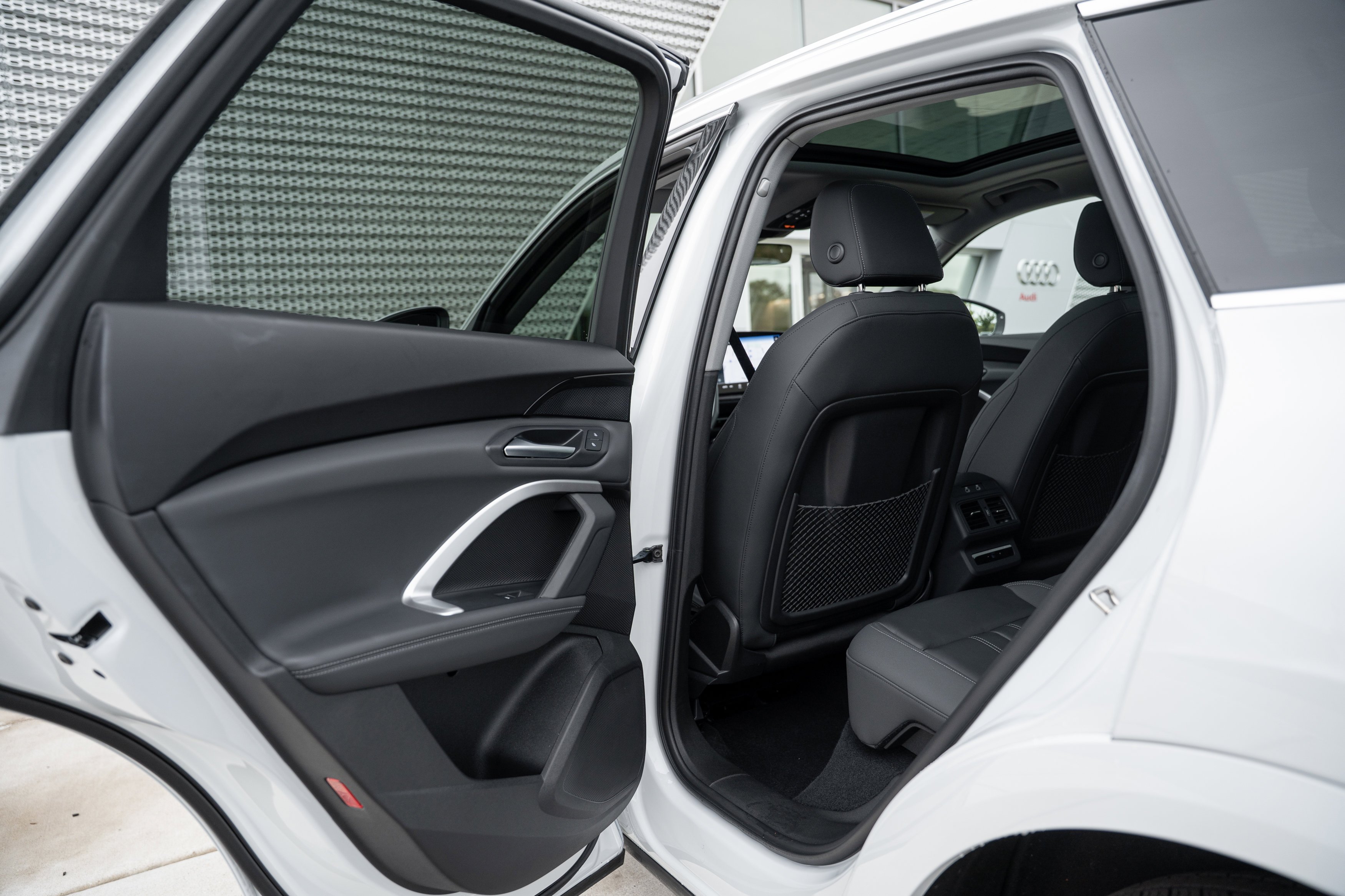 2025 Audi Q5 Premium - Photo 14