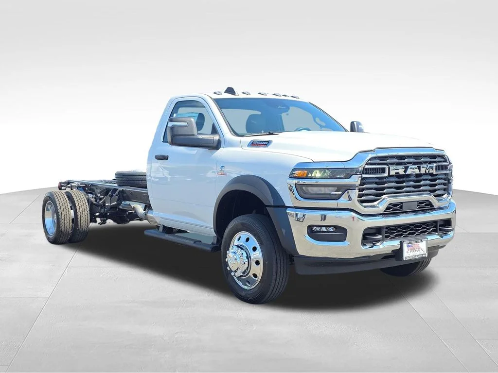 New 2026 Bright White Clear-Coat Exterior Paint RAM Tradesman image 3