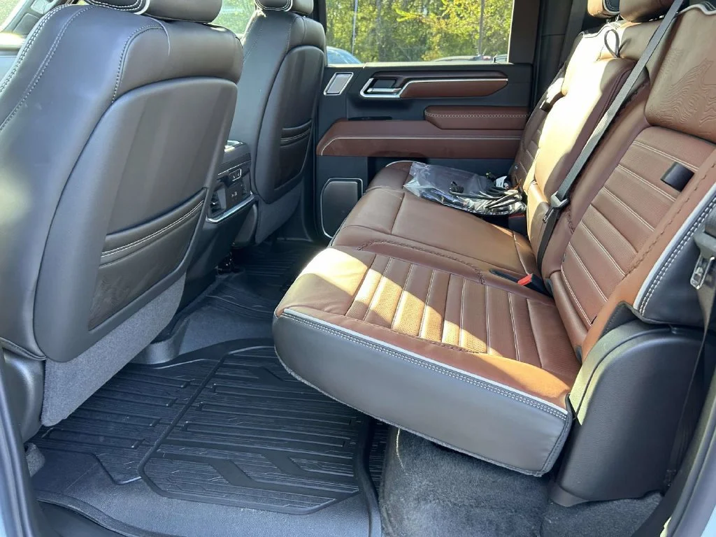 New 2026 Glacier White Tricoat GMC Denali Ultimate image 12