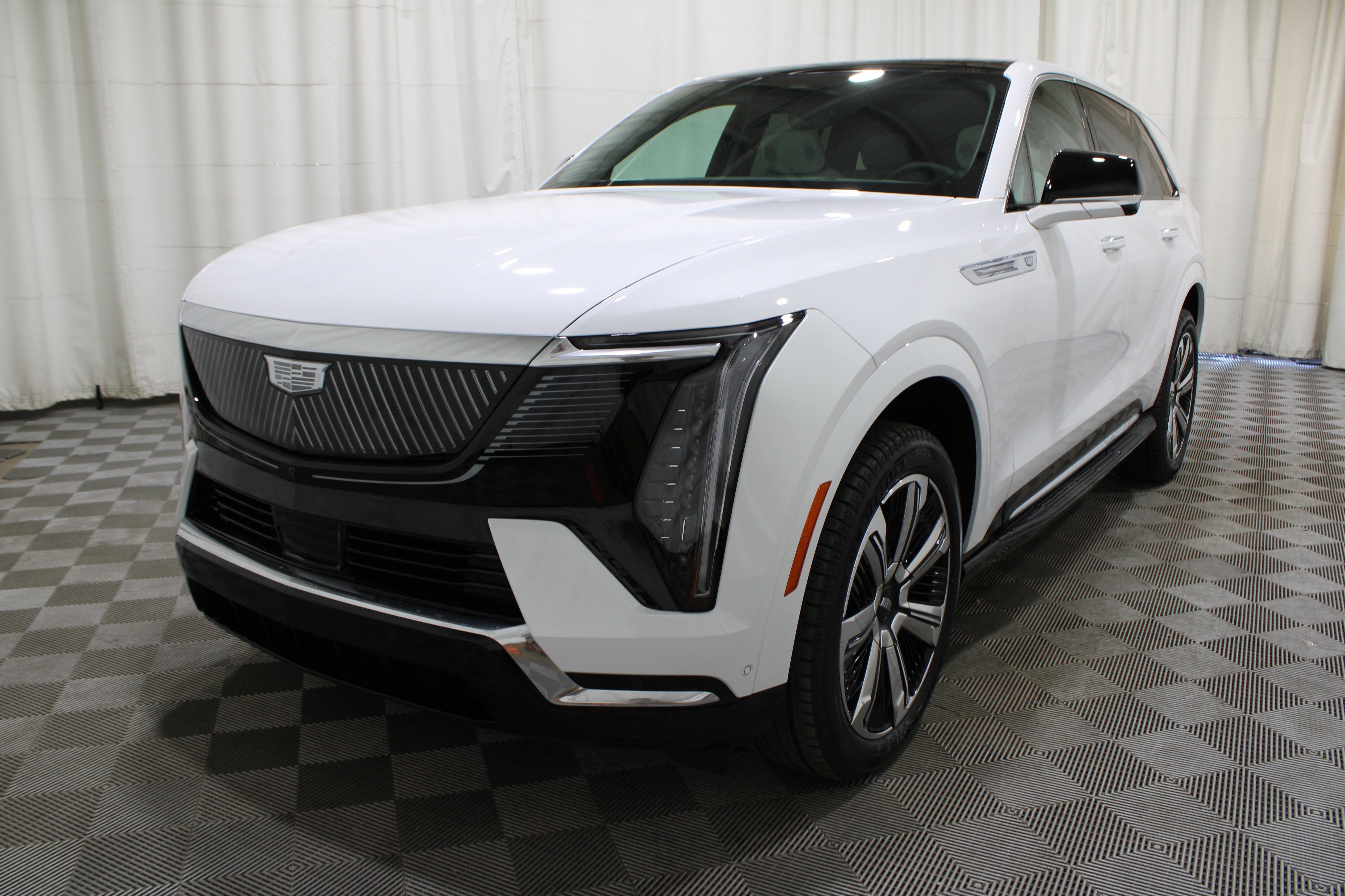 2025 Cadillac Escalade IQ Luxury 1 - Photo 32