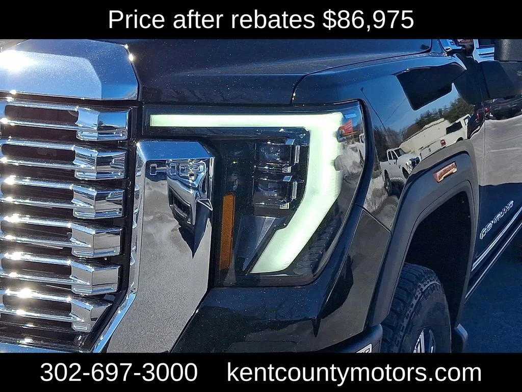 2026 GMC Sierra 3500HD Denali - Photo 9