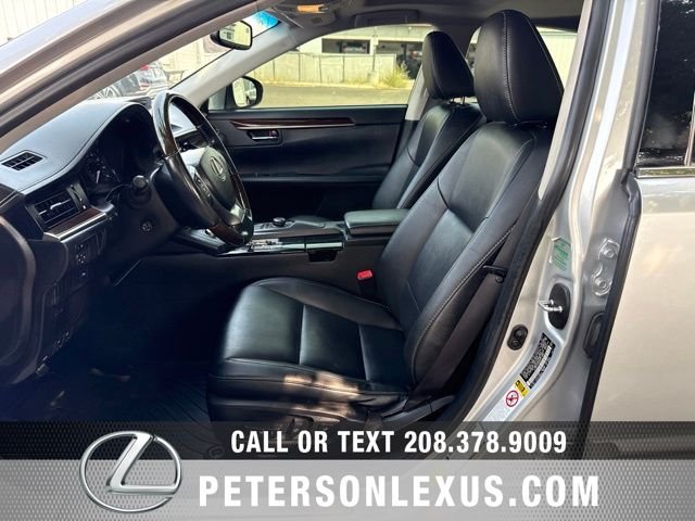 Used 2013 Silver Lexus Premium image 23
