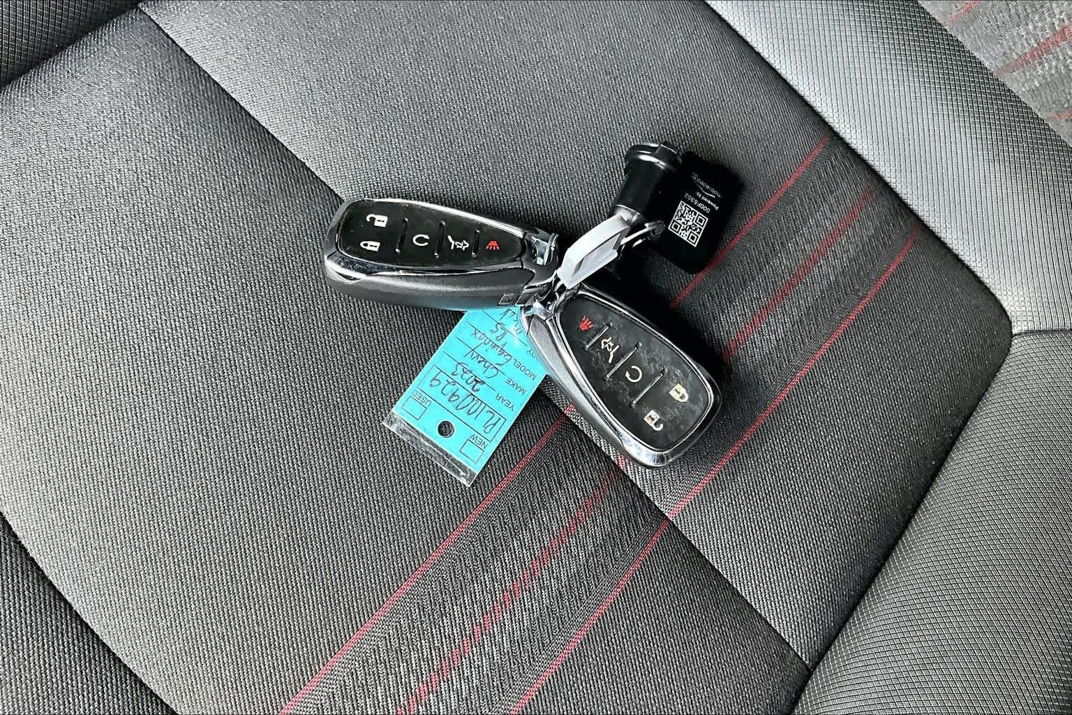 Used 2023 Mosaic Black Metallic Chevrolet RS image 15