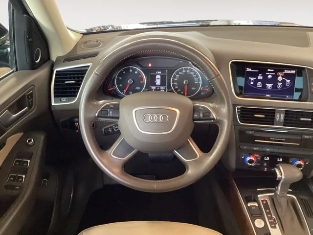 Used 2015 Brilliant Black Audi Premium Plus image 12