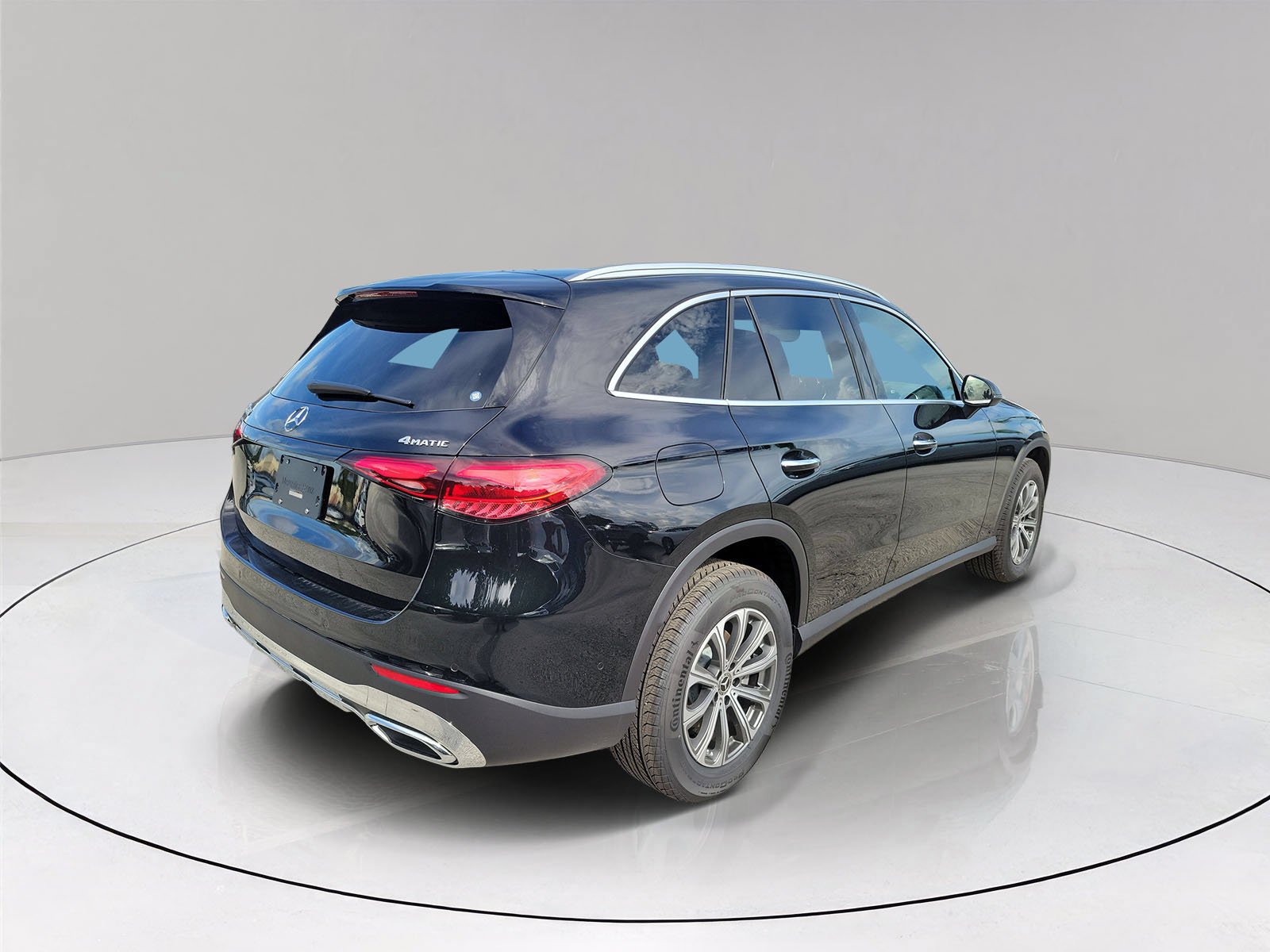 New 2026 Black Mercedes-Benz GLC 300 image 6