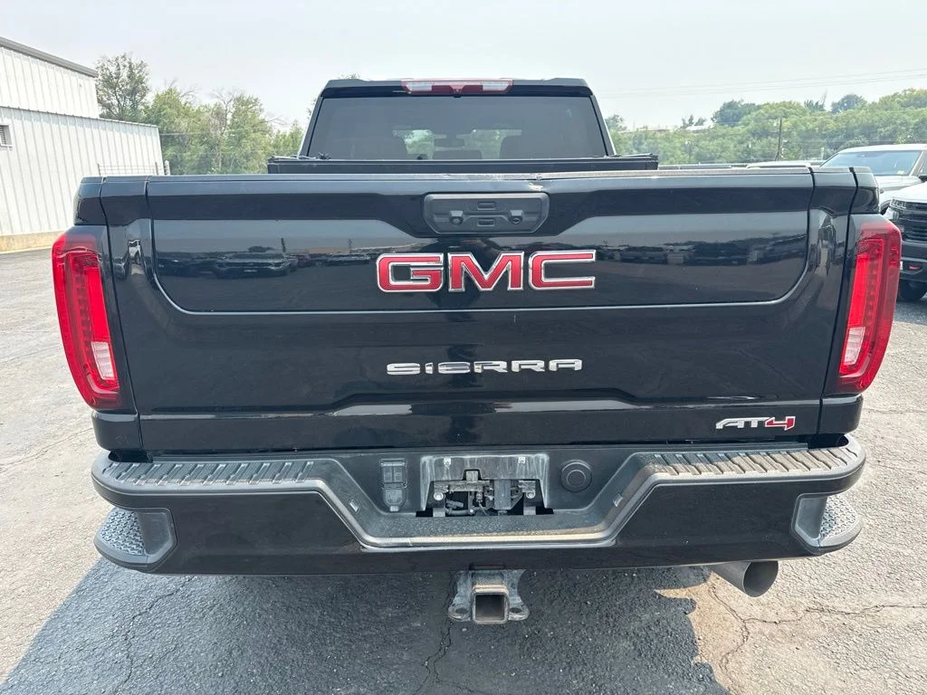 Used 2022 Onyx Black GMC AT4 image 8