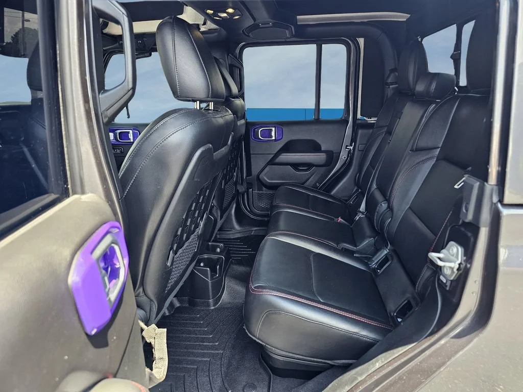 Used 2020 Granite Crystal Jeep Rubicon image 33