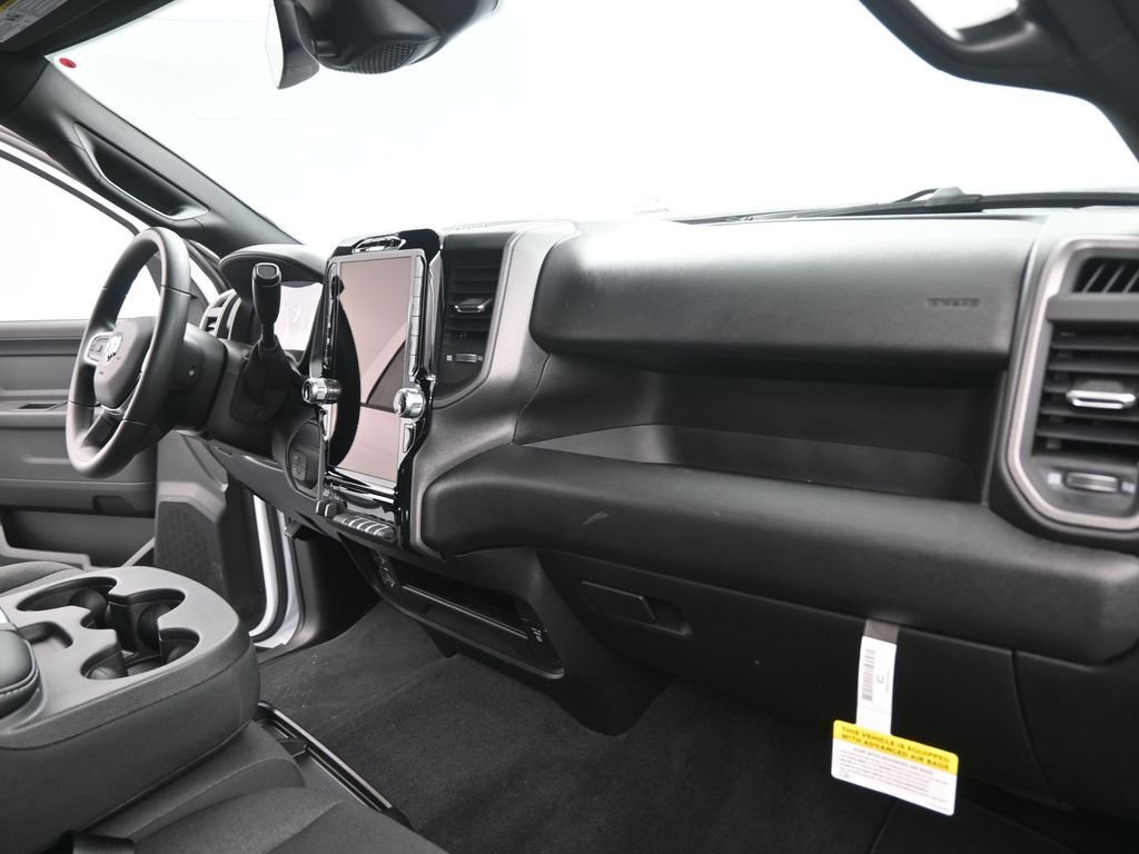 New 2026 Bright White Clearcoat RAM Tradesman image 27