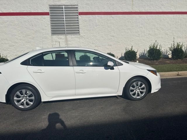 Used 2026 White Toyota LE image 8