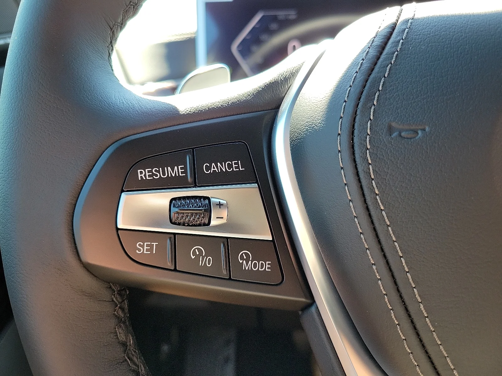 New 2026 Skyscraper Grey BMW xDrive40i All-Wheel Drive Sports Activity Vehicle image 20