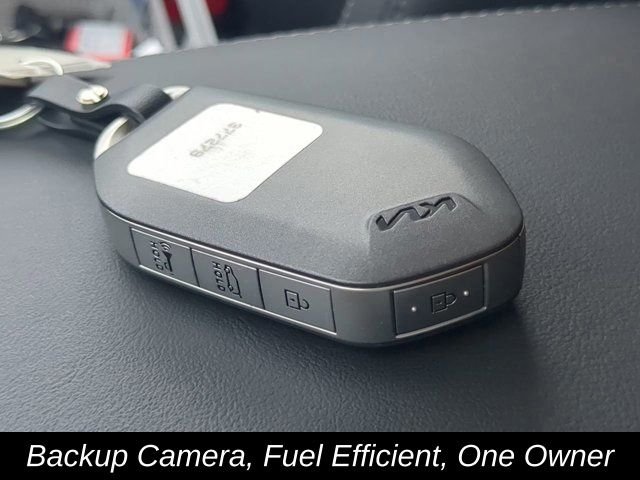 2025 Kia Sorento EX - Photo 30