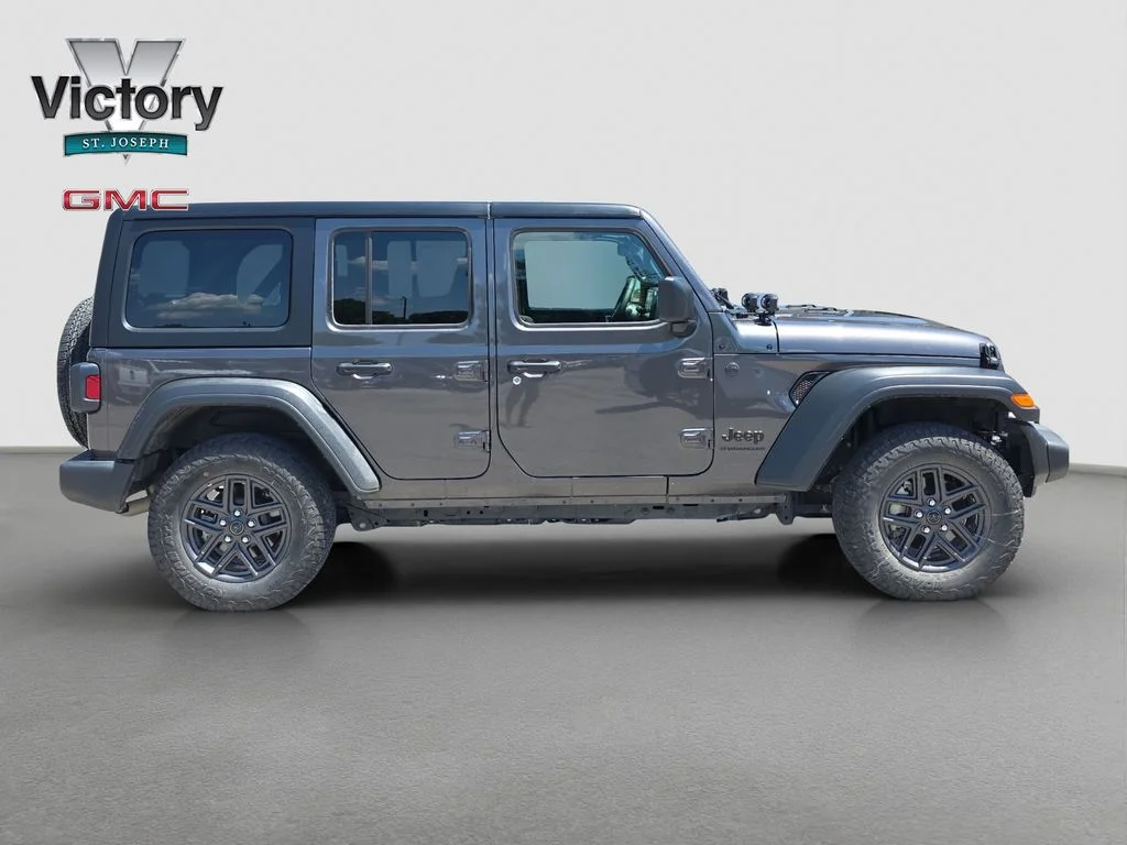 Used 2025 Gray Jeep Sport S image 18