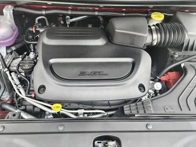2026 Chrysler Pacifica Select - Photo 35