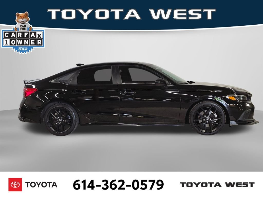 Used 2024  Honda Base image 5