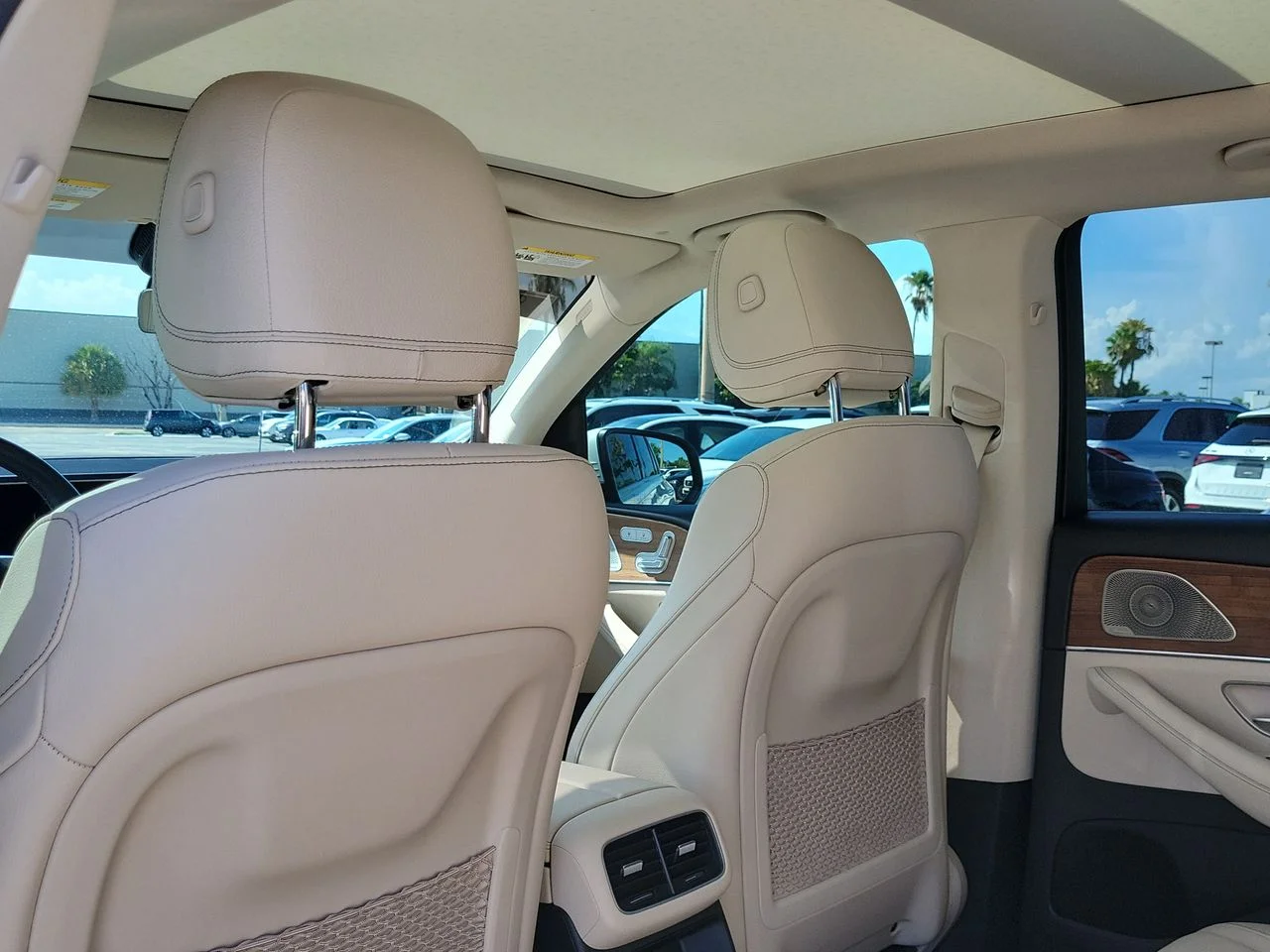 Certified Used 2023 White Mercedes-Benz GLE 350 image 10