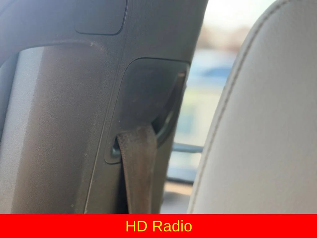 Used 2021 BLACK Chevrolet LT image 27