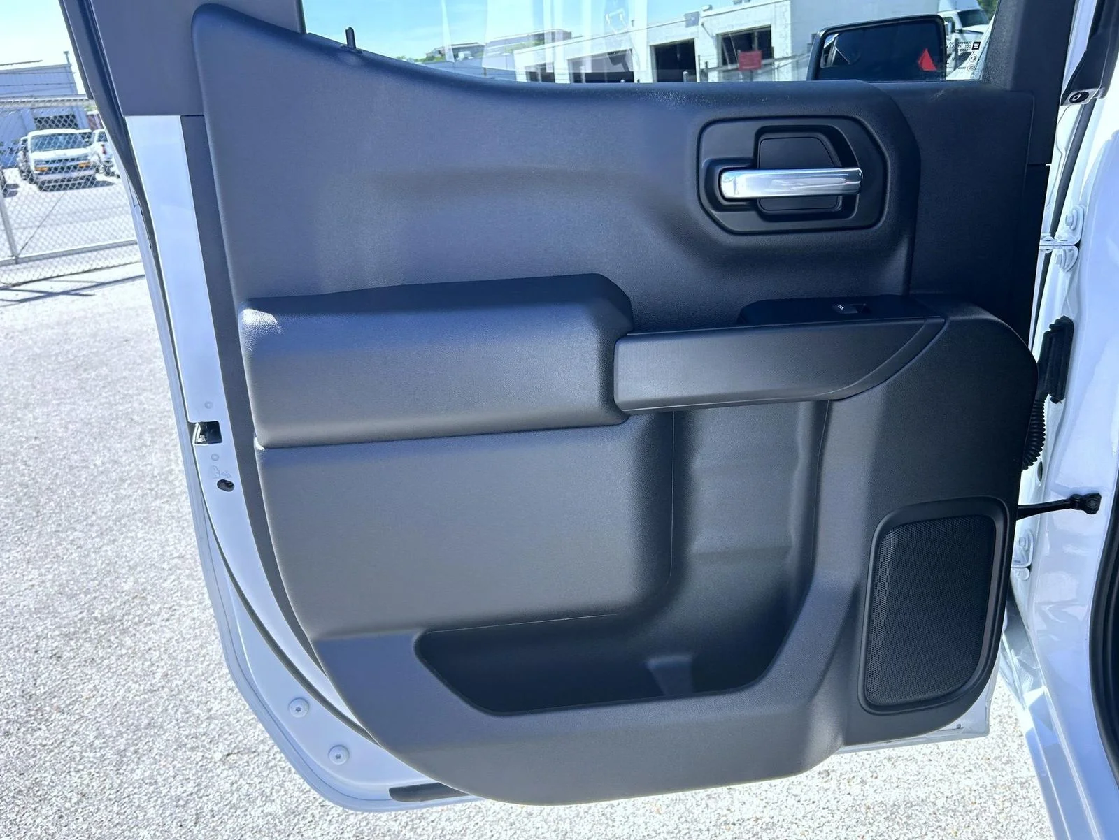 2024 Chevrolet Silverado 1500 Custom - Photo 17
