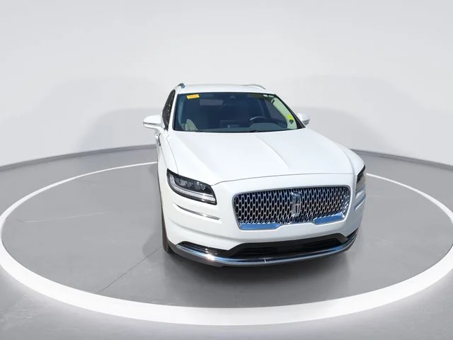 Used 2023 White Lincoln Standard image 2