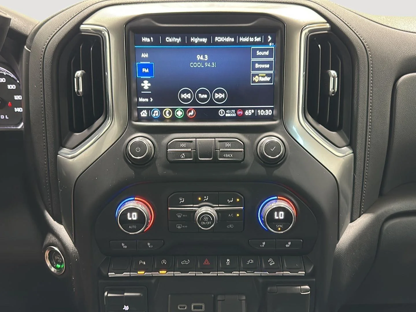 Used 2021 SUMMIT WHITE Chevrolet LT Trail Boss image 12