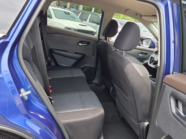 Used 2023 Blue Nissan SV image 14
