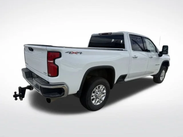 Used 2024 White Chevrolet LTZ image 9