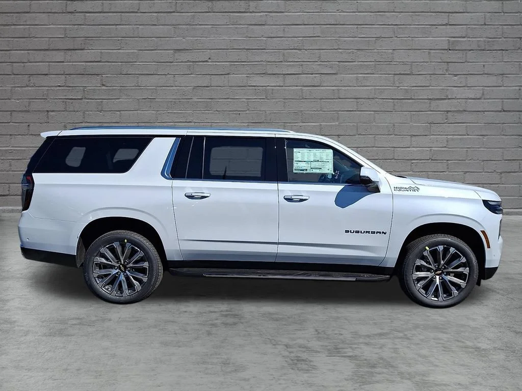 New 2026 Polar White Tricoat Chevrolet High Country image 9