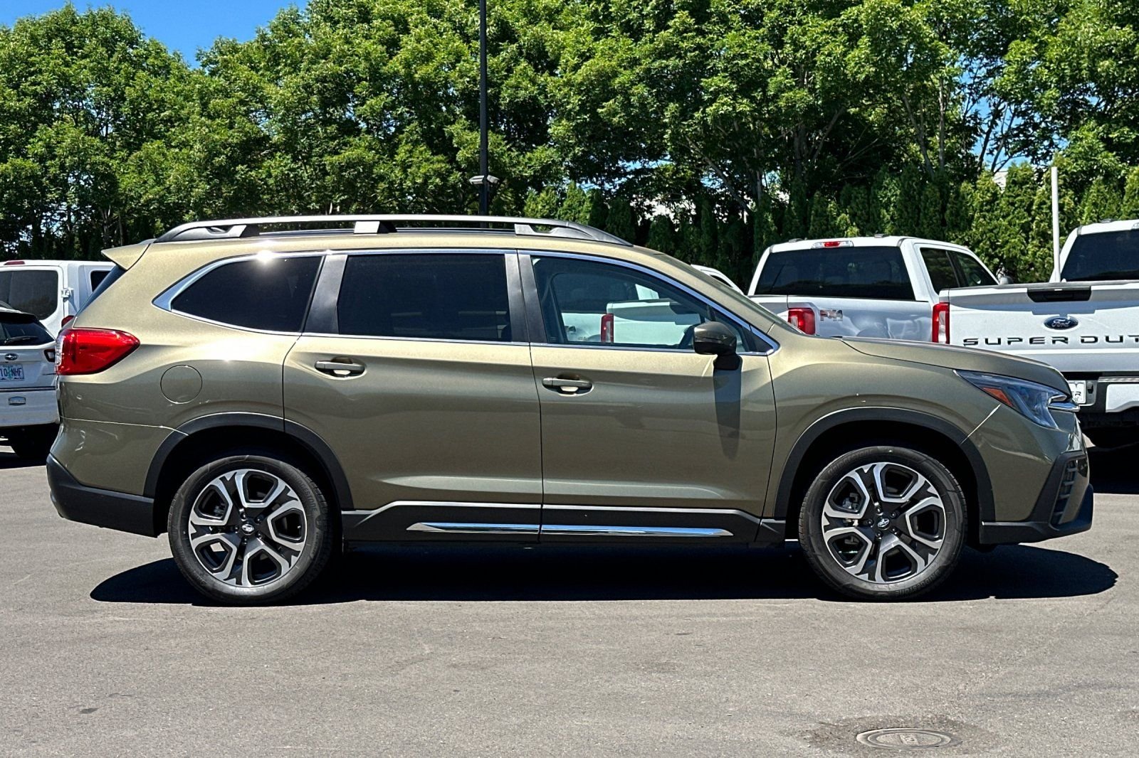 Used 2023 Brown Subaru Limited image 3