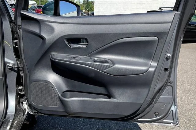 2025 Nissan Versa Sedan SV - Photo 26