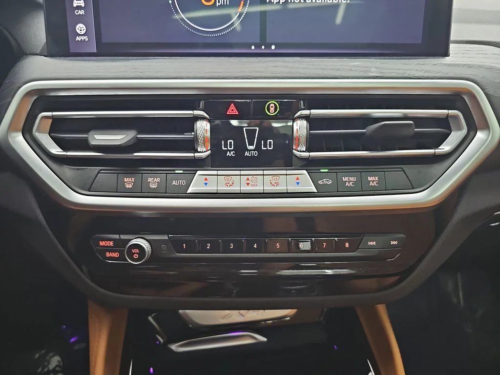 Used 2023 Alpine White BMW xDrive30i image 33