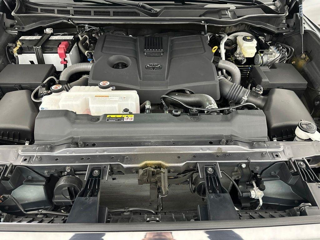 Used 2024 Magnetic Gray Metallic Toyota Platinum image 10