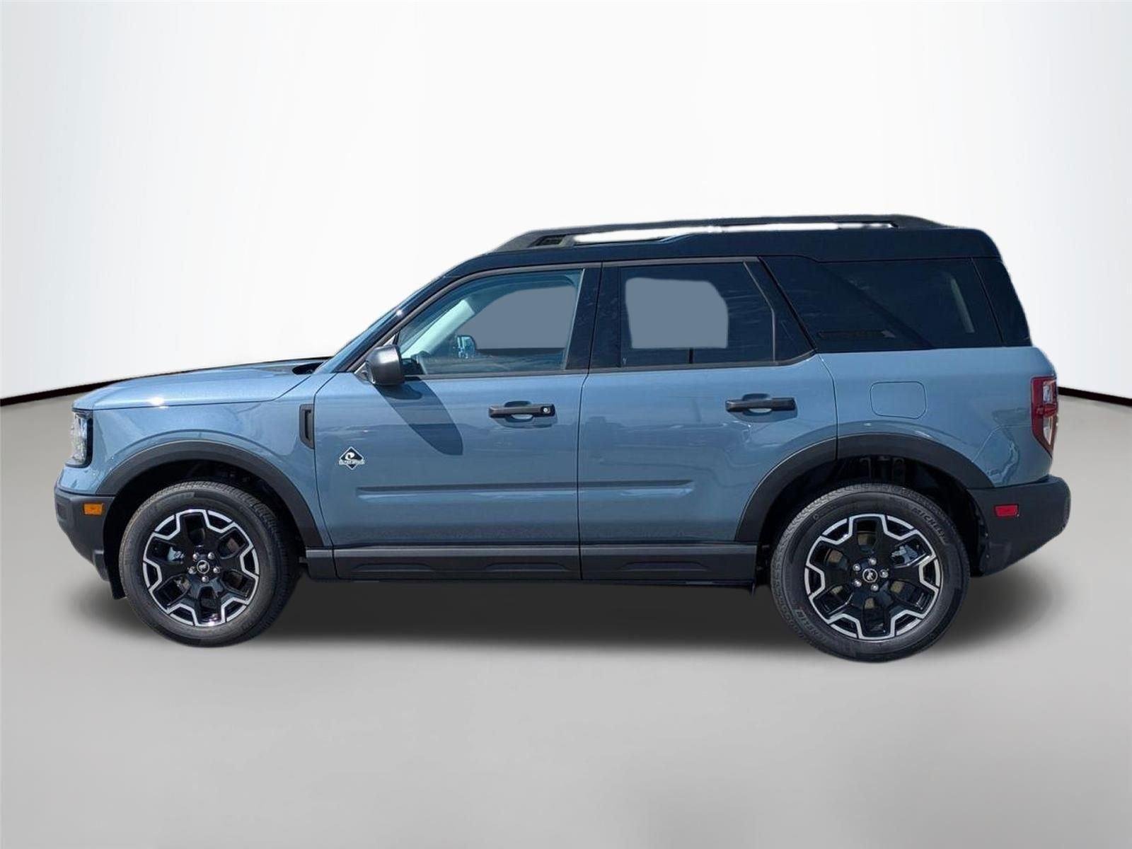 New 2026 Azure Gray Metallic Tri-Coat Ford Outer Banks® image 8