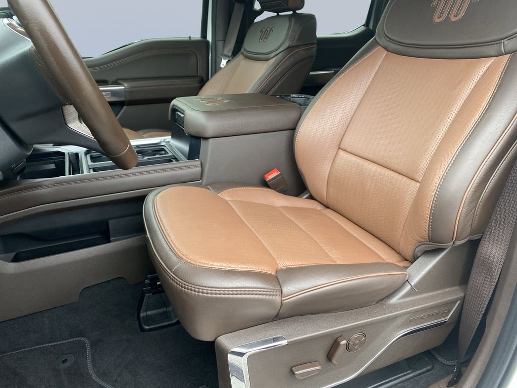 Used 2026 White Metallic Ford King Ranch image 11
