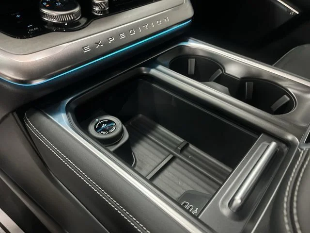 New 2027 Agate Black Metallic Ford Platinum image 21